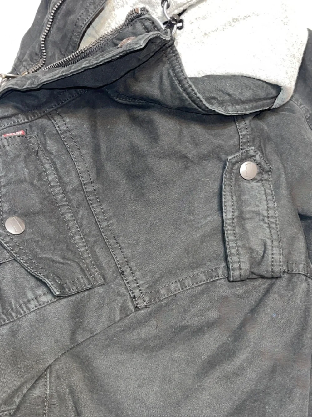 Levi's Men's Medium Sherpa Lined Hooded Plaid Black Gray Shirt Jacket Shacket - Picture 11 of 16